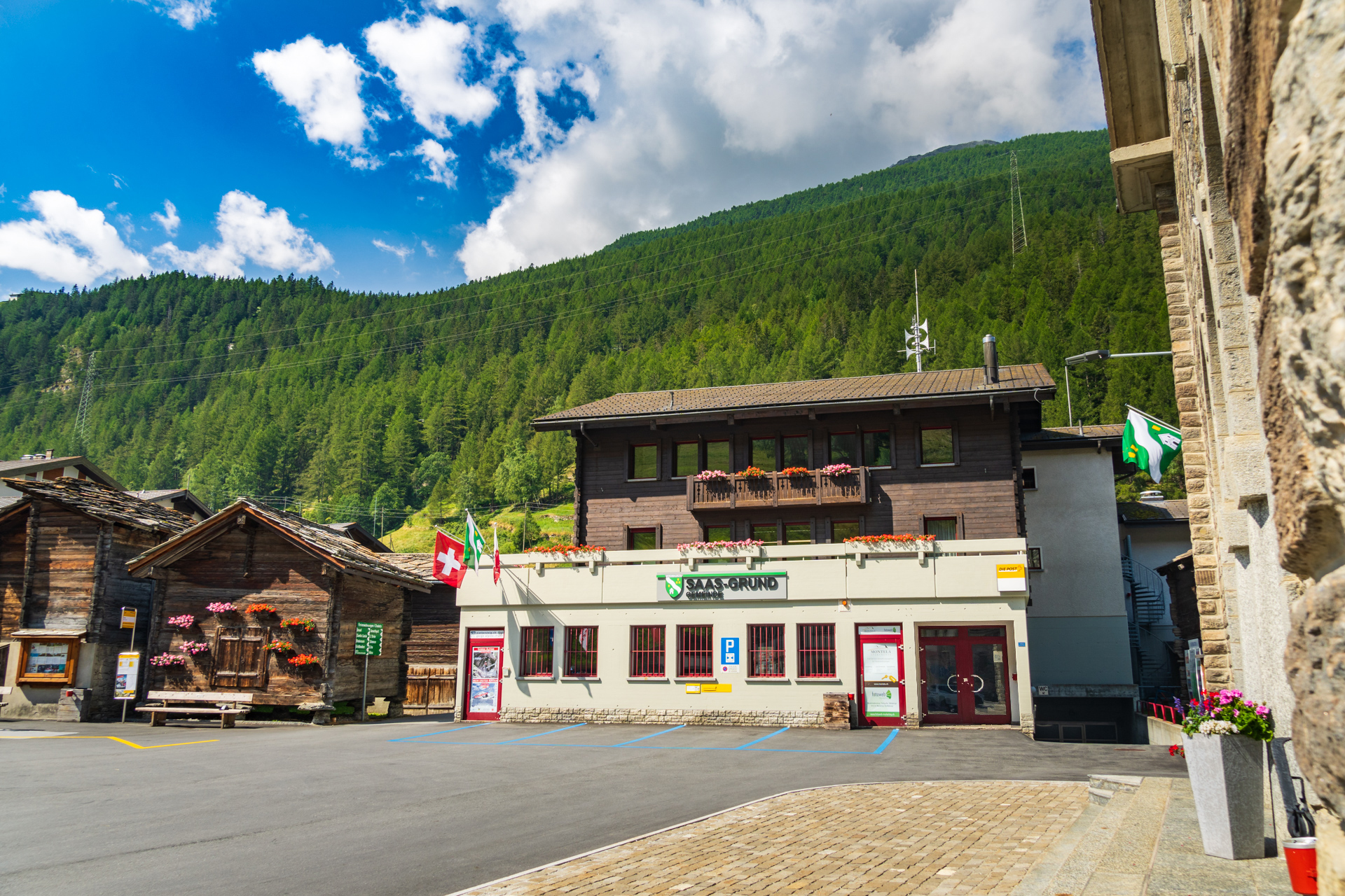 Die Gemeinde Saas-Grund stellt die CMI Protokollverwaltung vor.